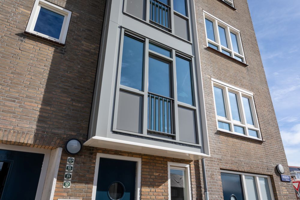 Dekker Kozijnprojecten Kozijnvervanging 144 woningen Hof van Descartes, Amsterdam