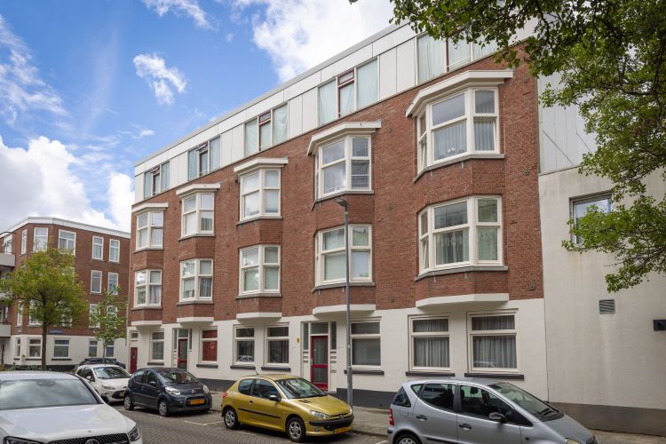 Dekker_Rotterdam_Brouwersstraat_818 site